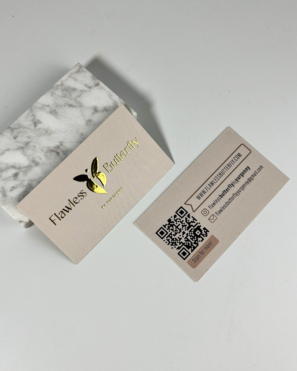 Metallic 3D Logo Business Cards